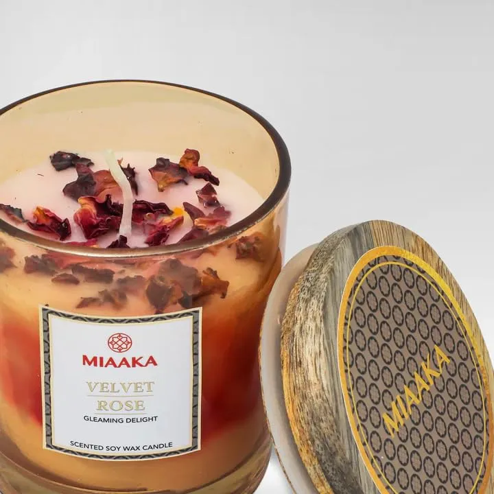 MIAAKA Gleaming Delight Glass Jar Hand Poured Scented Candle Velvet Rose Fragrance 370gm