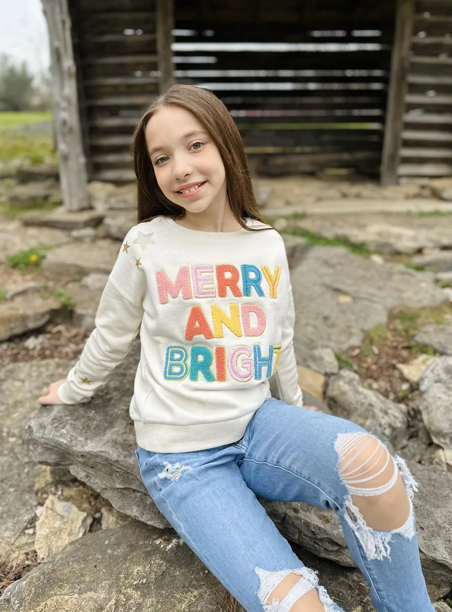 Tween Merry & Bright Chenille Graphic Tee